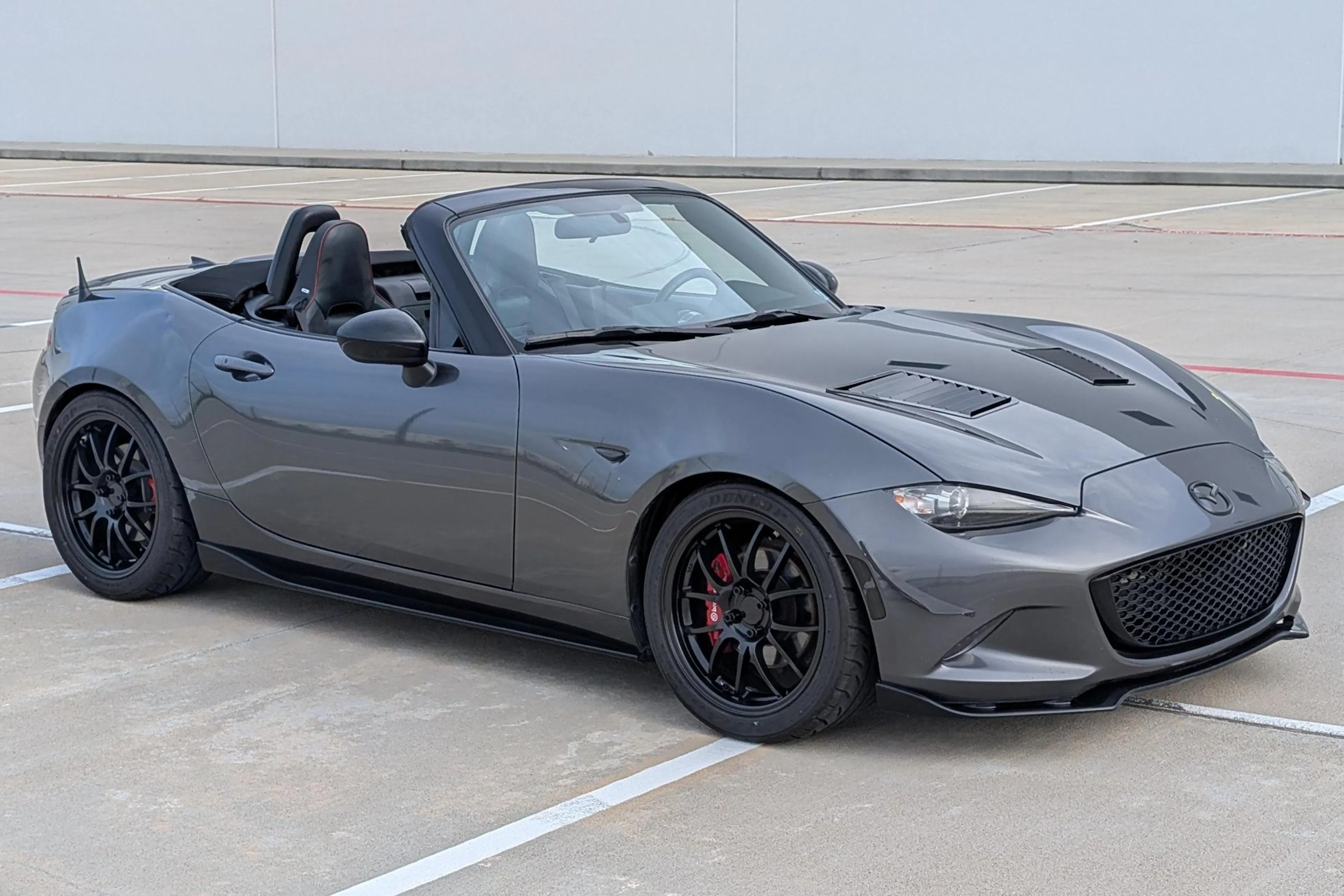 2019 Mazda MX-5 Miata VIN JM1NDAC72K0305799 | Hagerty Valuation Tools®